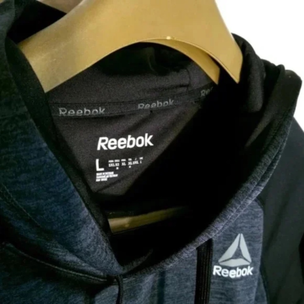 NEW Reebok Performance Pullover Hoodie - Picture 6 of 8
